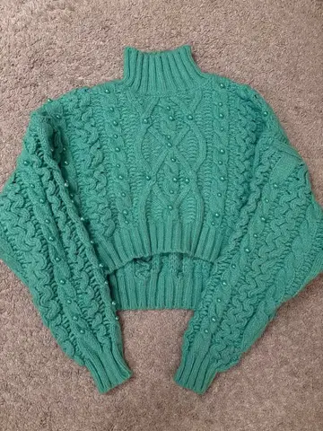 ZARA 그린 케이블 니트 하이넥