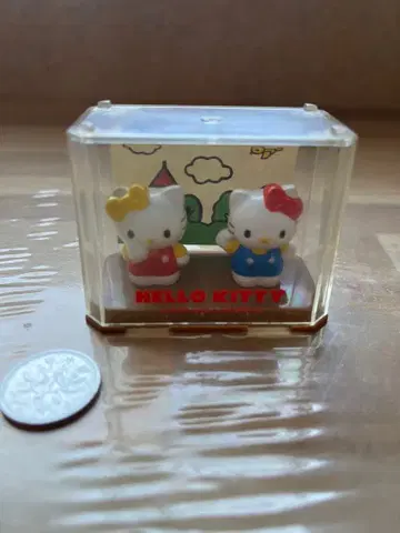 헬로키티 피규어 세트 케이스 포함