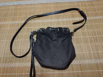 [ CTHY ] LIMONTA NYLON DRAWSTRING BAG 요약