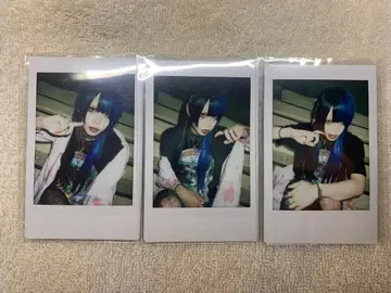 0.1g의 오산 미도리카와 유우 폴라로이드 3장 세트