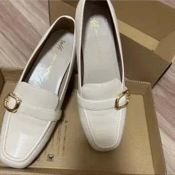 베이지 버클 로퍼 38