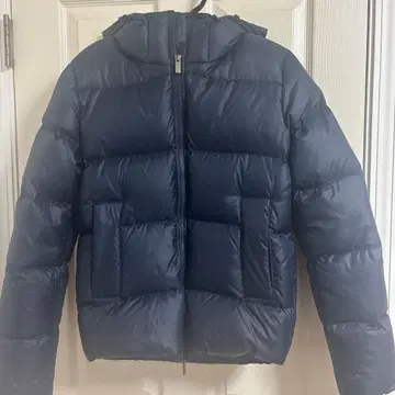 컨디션 최상 PYRENEX 다운 자켓 샤론 네이비 S 사이즈