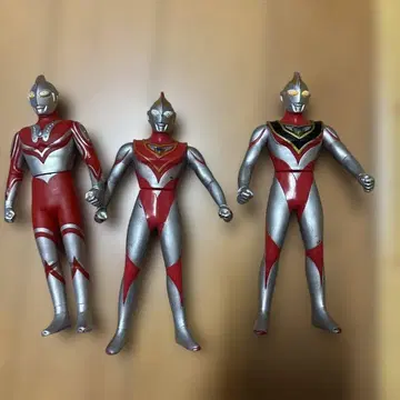 울트라맨 피규어 3체 세트