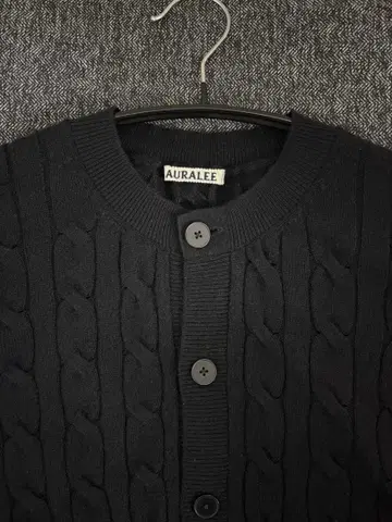 AURALEE A24SC01SC 블랙 케이블 니트 가디건 4