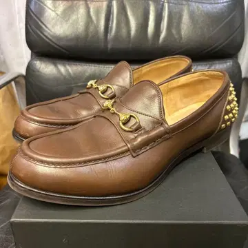 유니폼 익스페리먼트 스터드 로퍼 27.5