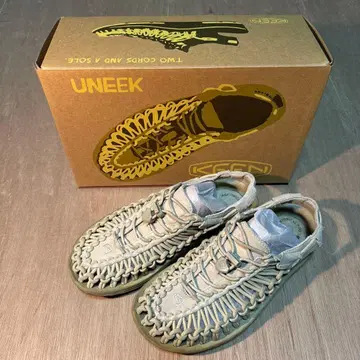 KEEN UNEEK 샌들 US 8 Safari/Multi