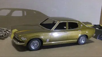 마무리 중 610 블루버드 u 2000GT-X 상어 블루