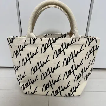 wtw 핸드백 M 사이즈