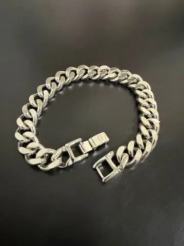 실버 체인 팔찌