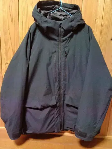 유니클로 하이브리드 다운 파카 311-449723 XL 사이즈