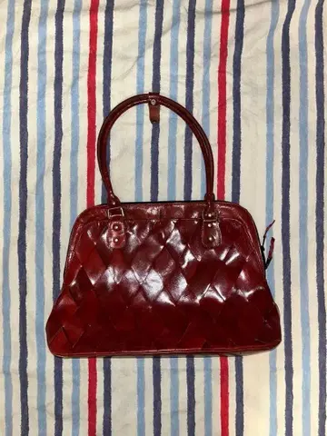 메쉬 비즈니스 백 쿠션 있음