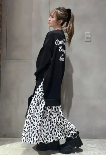 로데오 크라운 애니멀 패턴 도킹 원피스 BLACK 롱 원피스