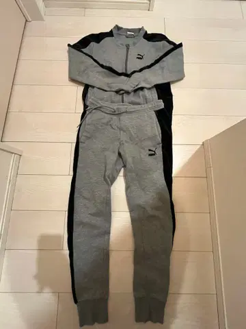 푸마 저리 상하의 세트 그레이 x 블랙 남성용 S사이즈