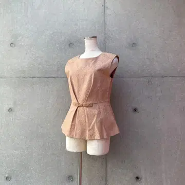 스트로베리 필드 STRAWBERRYFIELDS 자카드 페플럼 블라우스