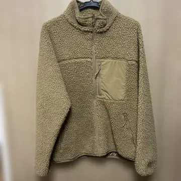 베이지 플리스 자켓 가슴 포켓 부착 M 사이즈