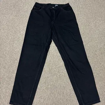 리바이 스트라우스(Levi Strauss & Co.) 블랙 데님