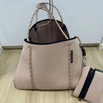 STATE OF ESCAPE 스테이트 오브 에스케이프