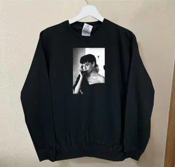 오드리 헵번 블랙 전화기 맨투맨 새상품 배송비 포함