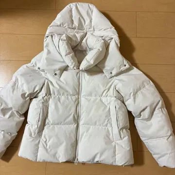 GU 다운 자켓 M 사이즈