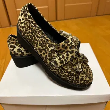 Heather 통굽 로퍼 레오파드