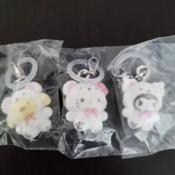 산리오 메지루시 액세서리 복슬복슬 스노우 키티, 쿠로미, 폼폼푸딩