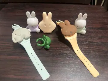 미피 빛나는 캐릭터 3점과 시계 2개와 반지 세트