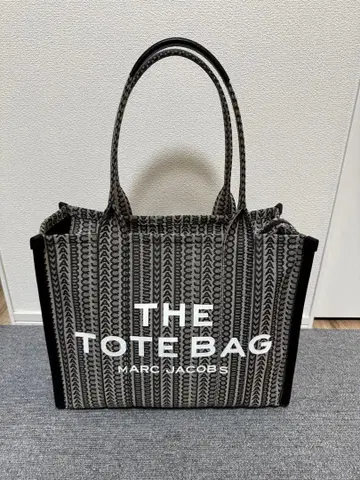 마크제이콥스 더 모노그램 자카드 토트 백 라지