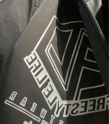 프리스타일 라이프 윈드브레이커