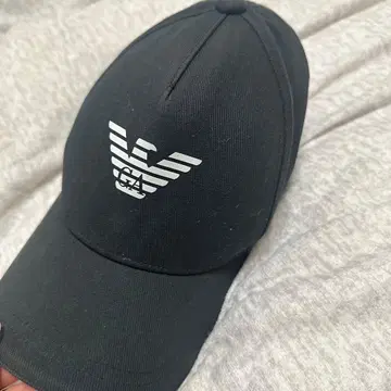 armani 캡