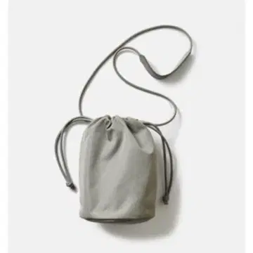 [새상품급] ESLOW 실린더 드로우 스트링 숄더백