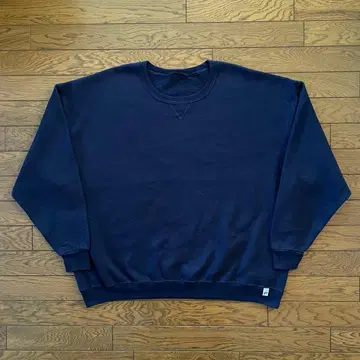 RUSSELL ATHLETIC 맨투맨 앞 V 가제트 네이비