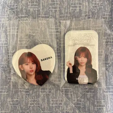 le sserafim 사쿠라 EASYCRAZYHOT 도쿄돔 캔뱃지
