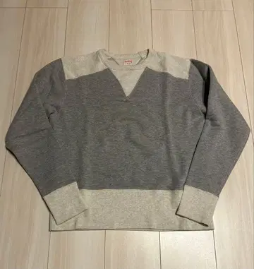 헬스니트 양V 투톤 맨투맨 00s