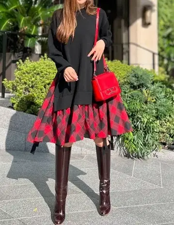 [ 새상품급 ] OBLI 24AW 니트 도킹 원피스 레드 완판템