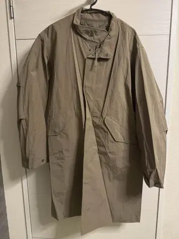 미사용 새상품 유니클로 윈드프루프 2WAY 코트