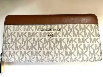 MICHAEL KORS 로고 장지갑 오늘 가격 인하 중