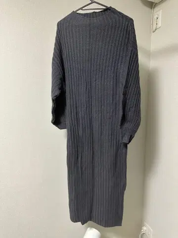 다크 그레이 리브 니트 원피스