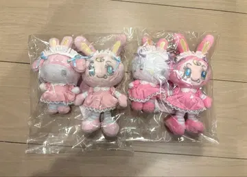 mezzo piano x 산리오 캐릭터즈 마스코트 홀더 세트