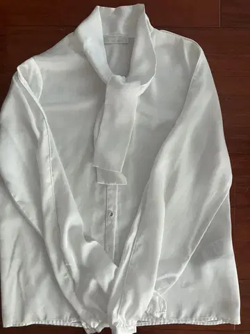 셀포드 화이트 리본 셔츠 M