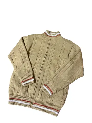 베이지 케이블 니트 스웨터