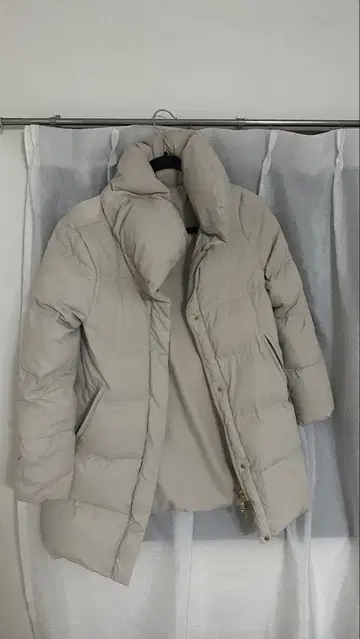 un dix cors 다운 코트 라이트 베이지