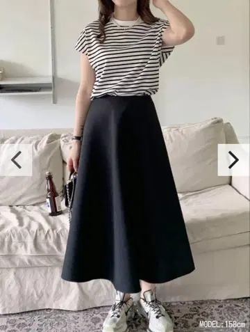 Birthday Bash 블랙 플레어 스커트 뒷지퍼