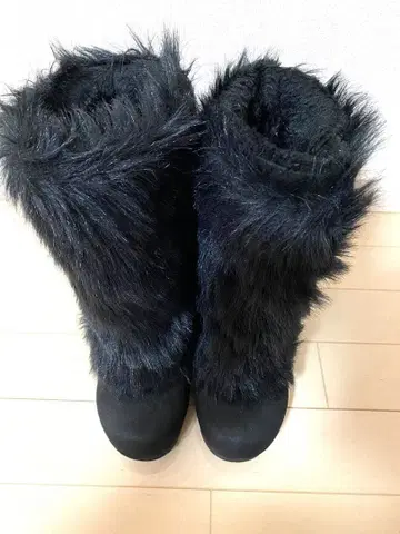 블랙 퍼 롱 부츠