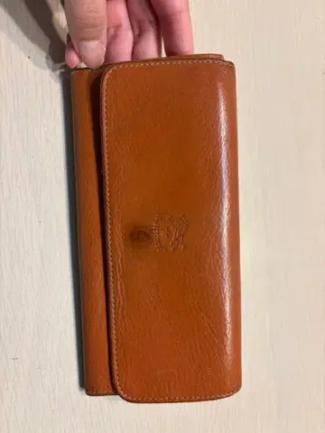 일비종떼 IL BISONTE 브라운 가죽 장지갑