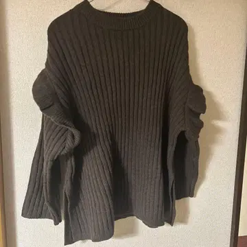 PUAL CE CIN 다크 브라운 리브 스웨터