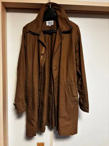 유나이티드 애로우즈 트렌치코트