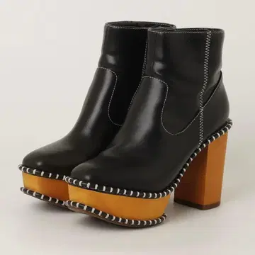 MOUSSY 스트라이프 패턴 숏부츠