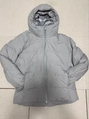 다운 자켓 심리스 다운 후드티 XL 2021년 모델 유니클로