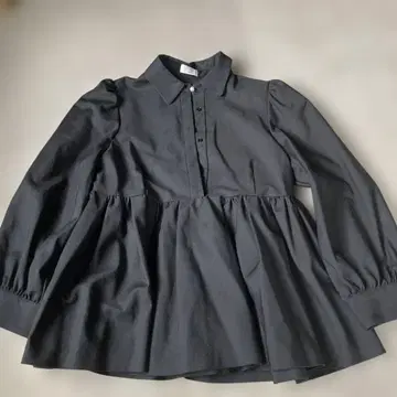 가격 인하 sono 허밍 개더 블라우스 블랙