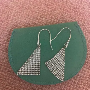 스와로브스키 귀걸이